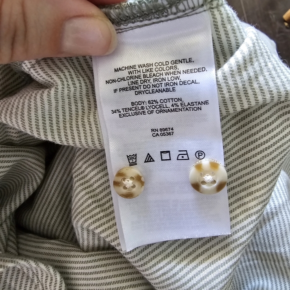 Mountain Hard Wear Button Up - Picture 9 of 10